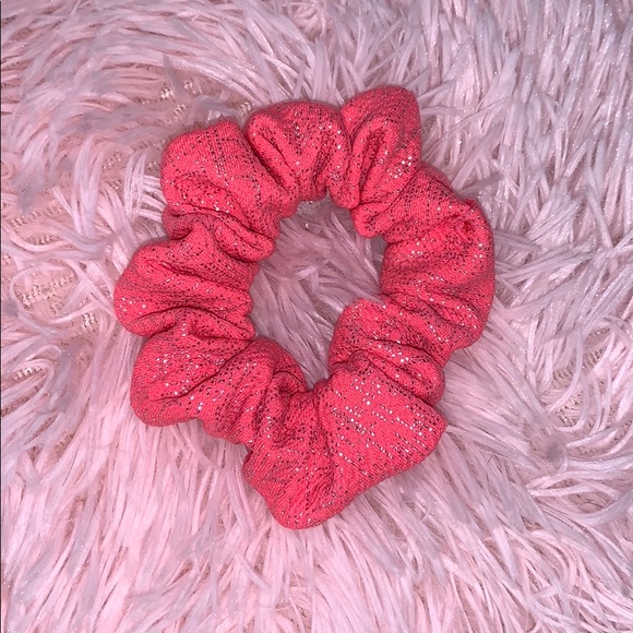 Handmade scrunchie!! - Picture 2 of 2